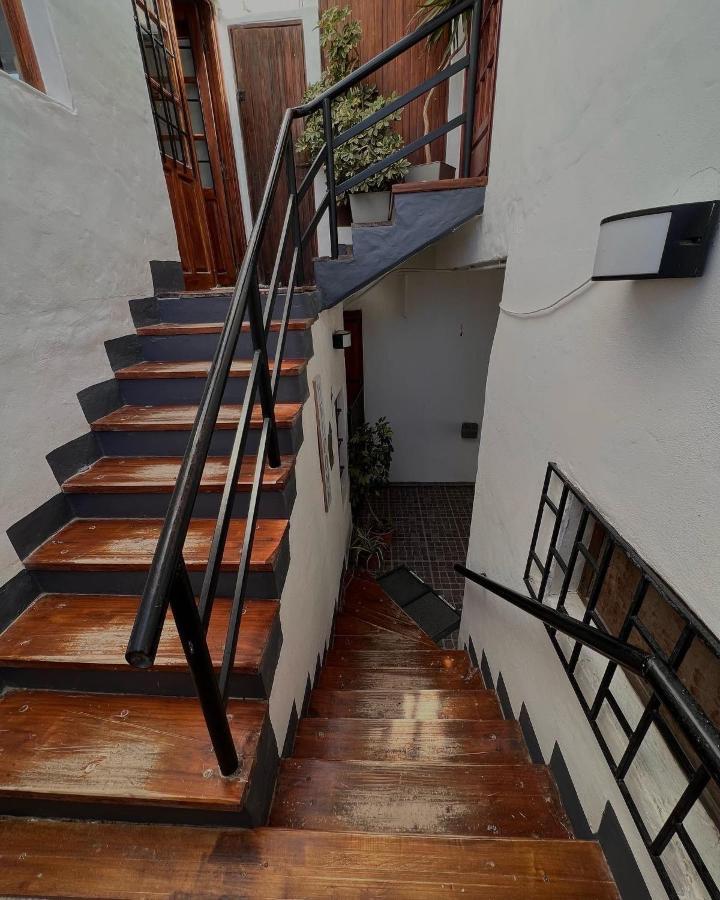 Hosteria Isabel Departamentos Y Habitaciones Con Bano Privado Las Grutas Exterior photo