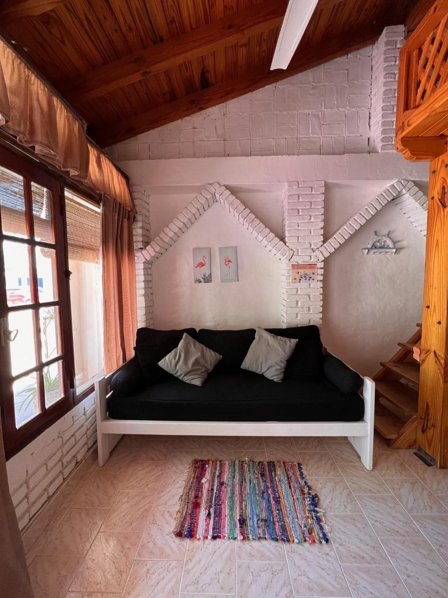 Hosteria Isabel Departamentos Y Habitaciones Con Bano Privado Las Grutas Room photo